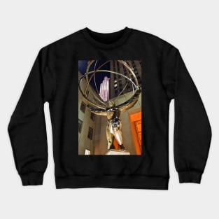 USA. New York. Manhattan. Statue at the Rockefeller Center. Crewneck Sweatshirt